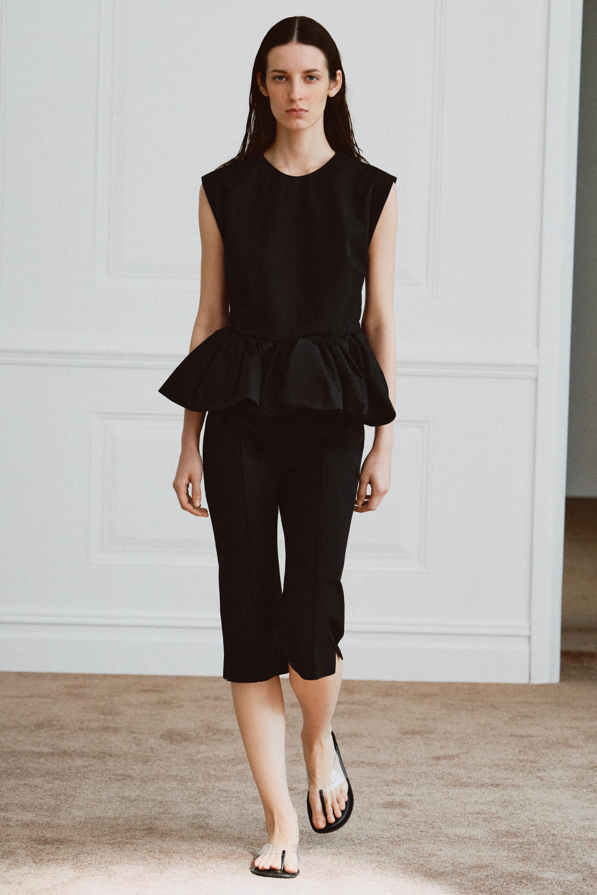 Zw Collection Sleeveless Peplum Top