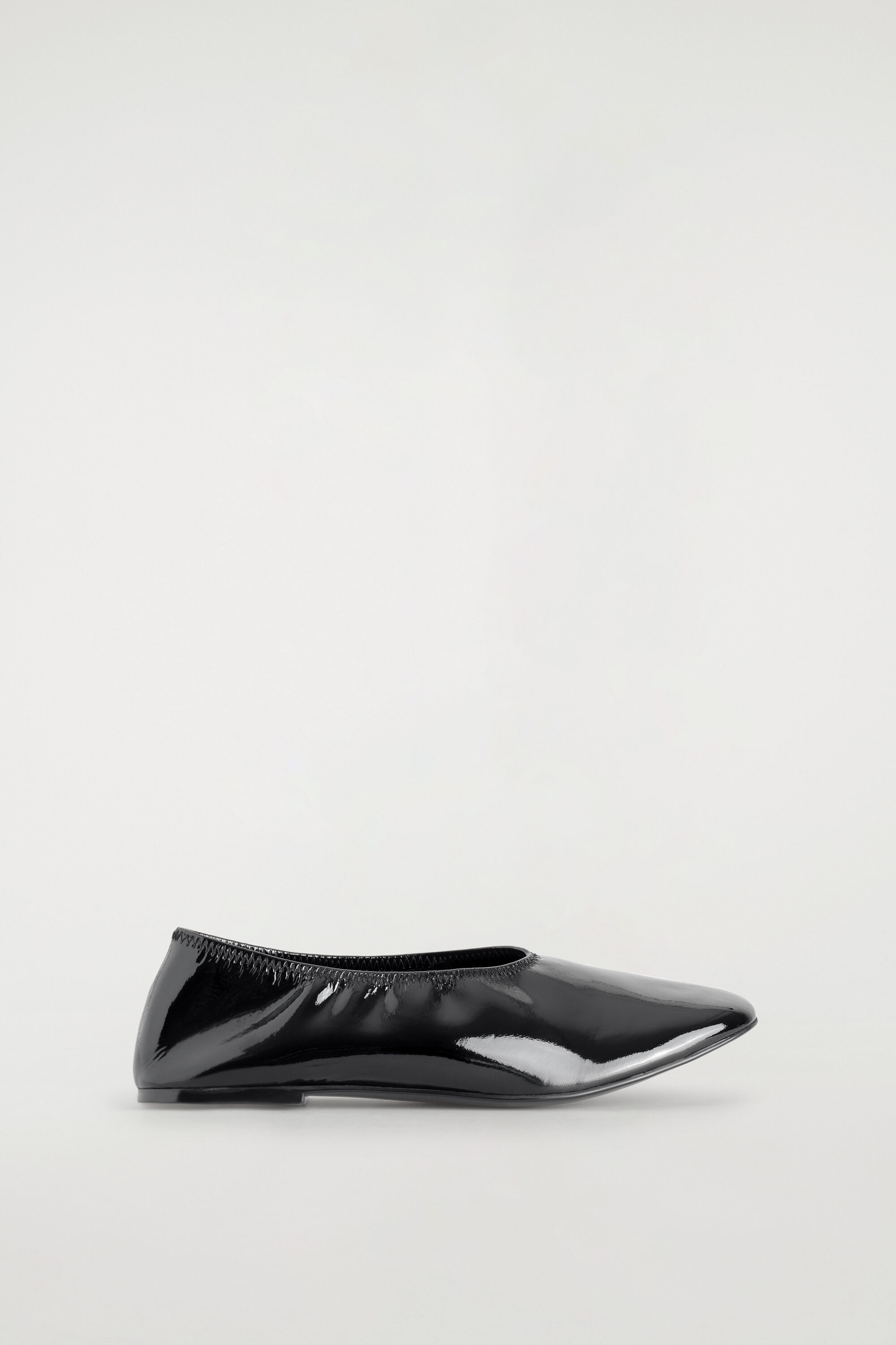 Minimal Patent Leather Ballet Flats