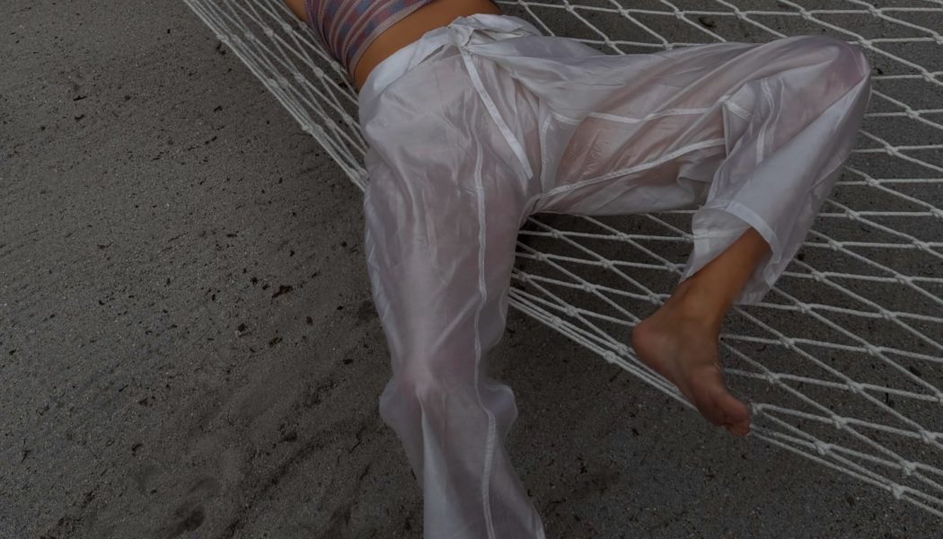 I'm Confident That These 5 Anti-Denim Trends Will Quietly Replace My Jeans This Summer
