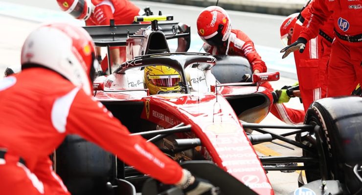 Lewis Hamilton Shuts Down Retirement Rumors