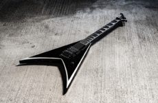 Limp Bizkit's Wes Borland Unveils Signature Jackson King V Guitar: Interview