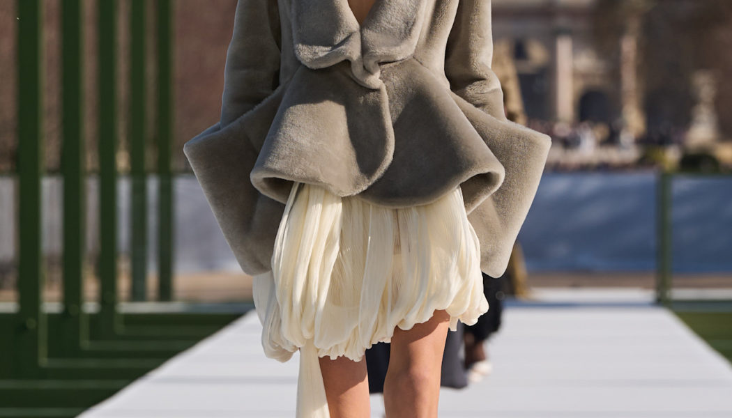 Millennials and Gen Z Don’t Agree On Much, But They Both Back This “Dated” Fashion Trend