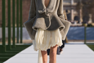 Millennials and Gen Z Don’t Agree On Much, But They Both Back This “Dated” Fashion Trend