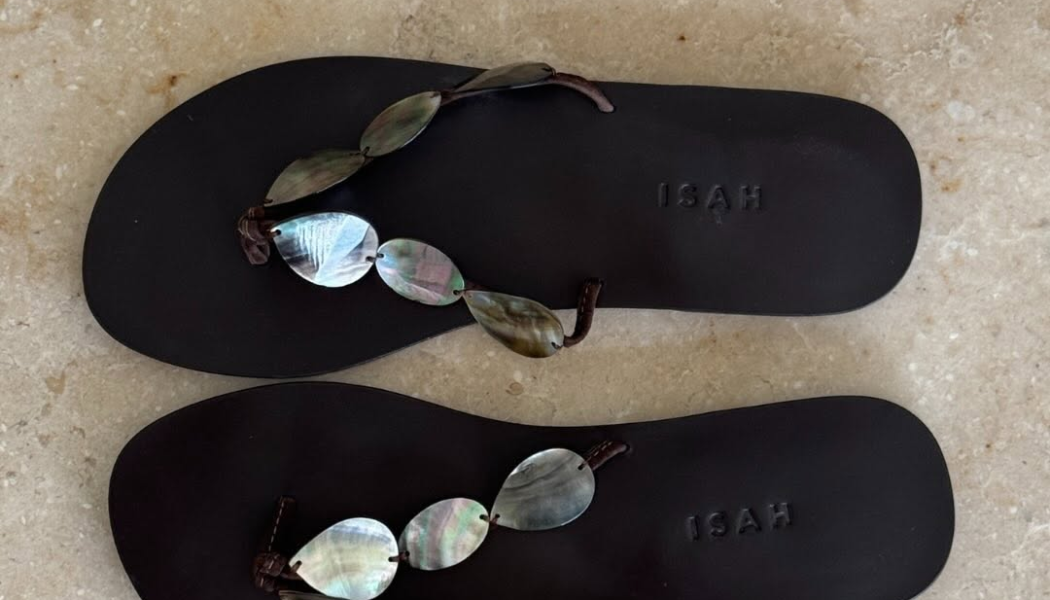 My Chicest Colleague Tipped Me Off—This '90s Sandals Trend Will Replace Ballet Flats This Summer