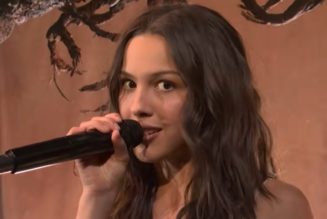 Olivia Rodrigo Performs "drop dead" and "begged" on SNL: Watch