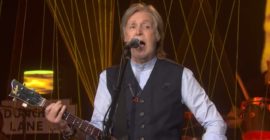 Paul McCartney Performs Three Songs on SNL in First Music Guest Spot in 14 Years