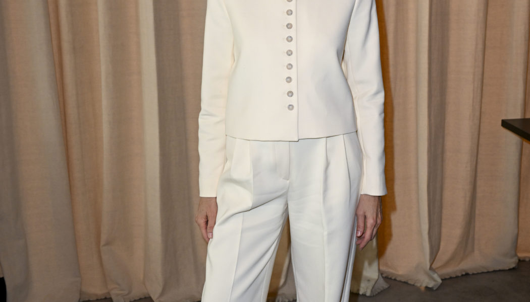 PSA: The Chicest Over 50s Are Ditching Black Shoes for This Graceful Neutral Right Now