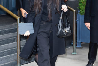 PSA: This Is the New It Bag to Wear With Jeans