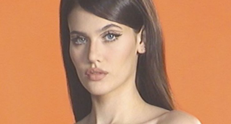 Sienna Spiro Announces Debut Album Visitor