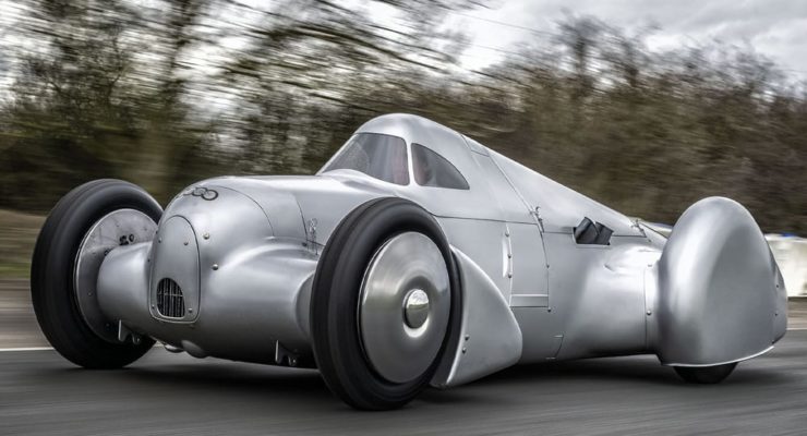 Silver Arrow Reborn: Audi Tradition Unveils the Recreated 1935 Auto Union Lucca