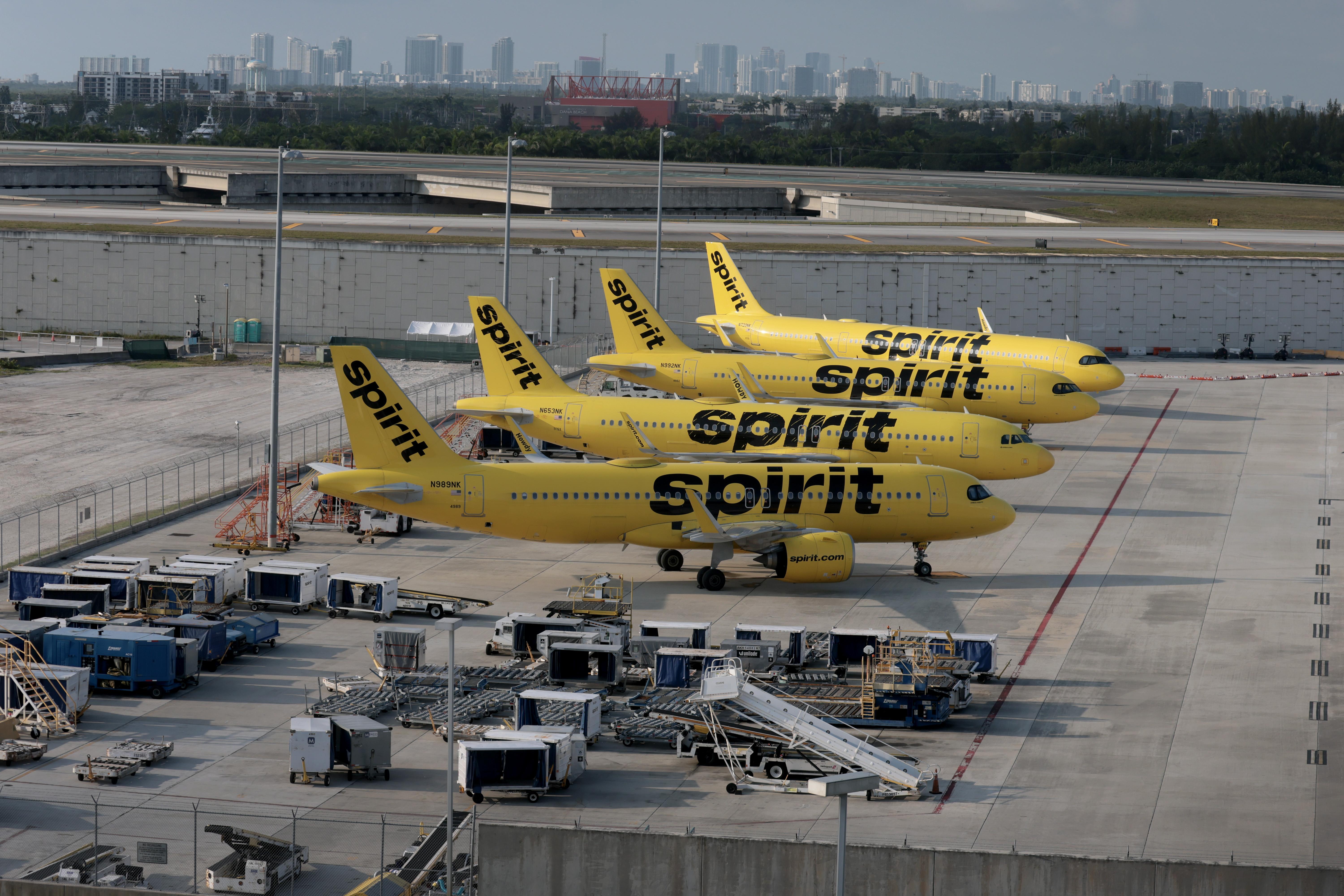 Spirit Airlines Shuts Down After Rescue Deal Talks Fall Through