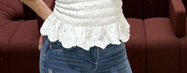 Stylish Women Agree—M&S' Stovepipe Jeans Are the Best on the High Street