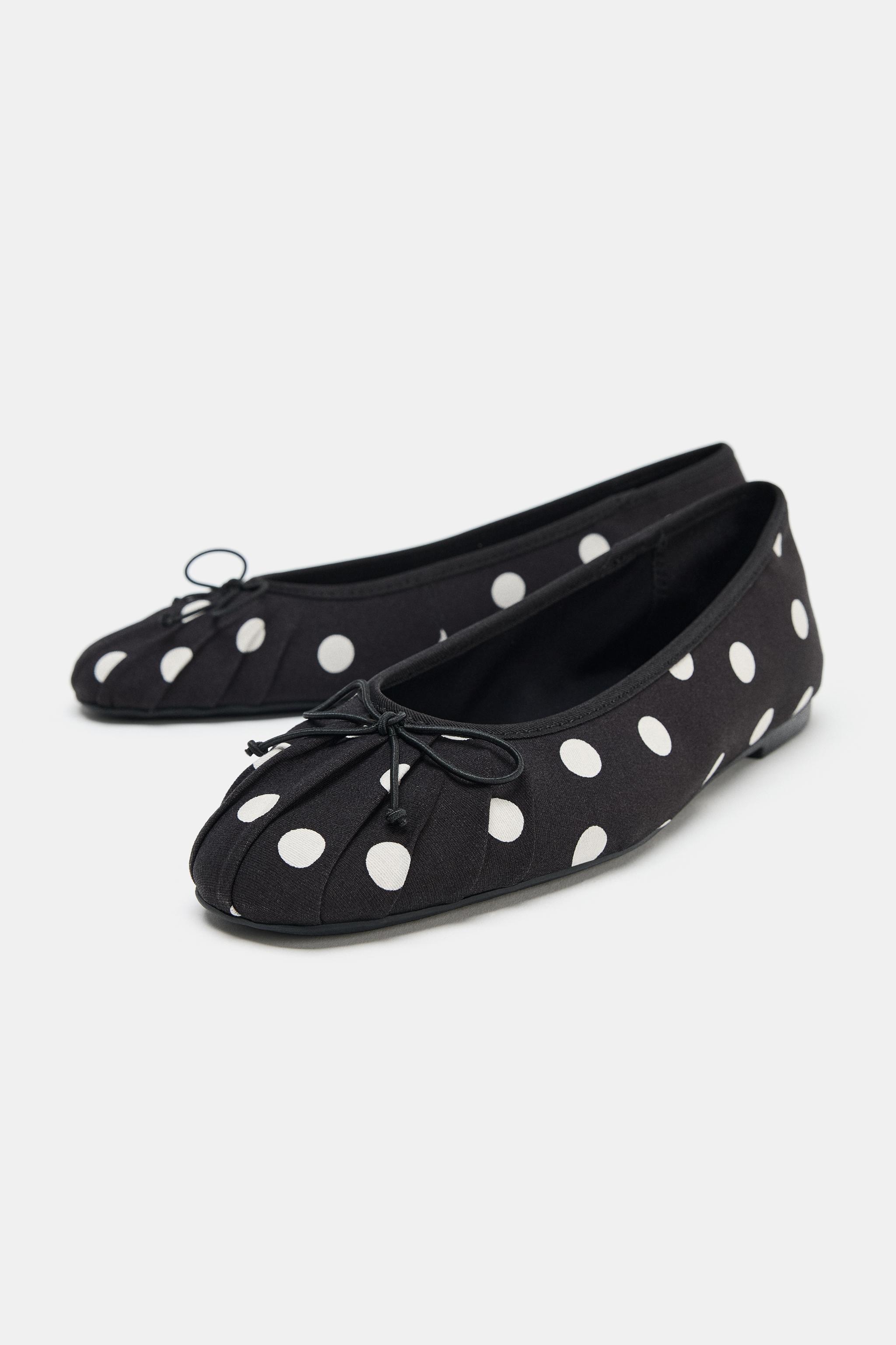 Polka Dot Ballet Flats With Bow