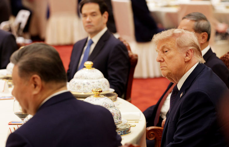 Trump Clowned For Notebook Peeking Video At Beijing Summit