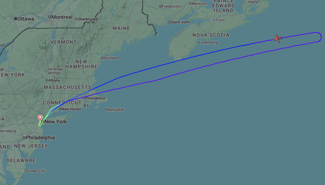 United flight forced to turn around because of a Bluetooth speaker name