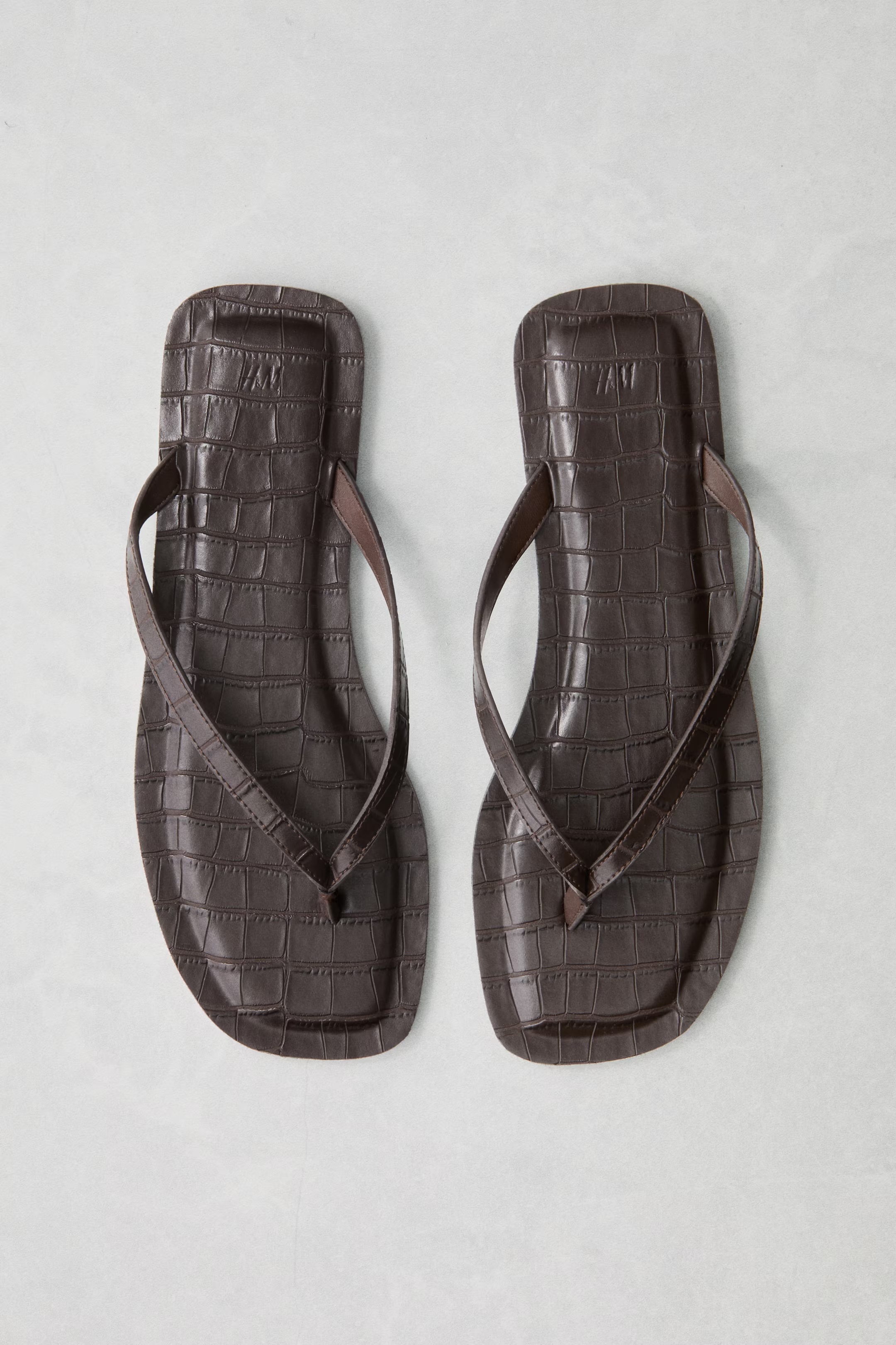 H&amp;amp;M, Flip-Flops