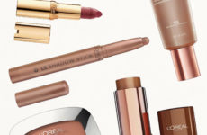 Zoë Kravitz Wore a Full Face of Drugstore Makeup to the Met Gala