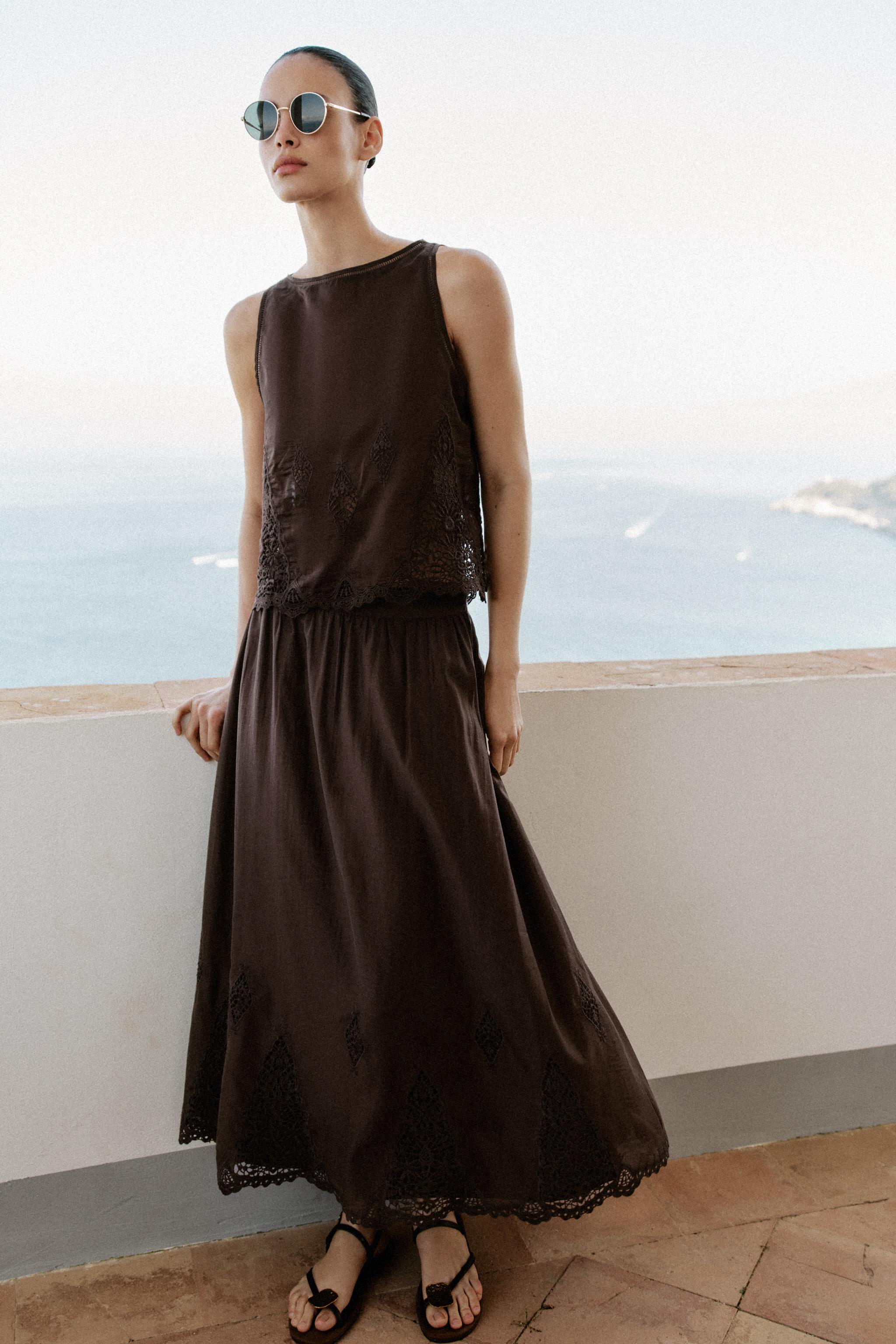 Embroidered Voluminous Midi Skirt