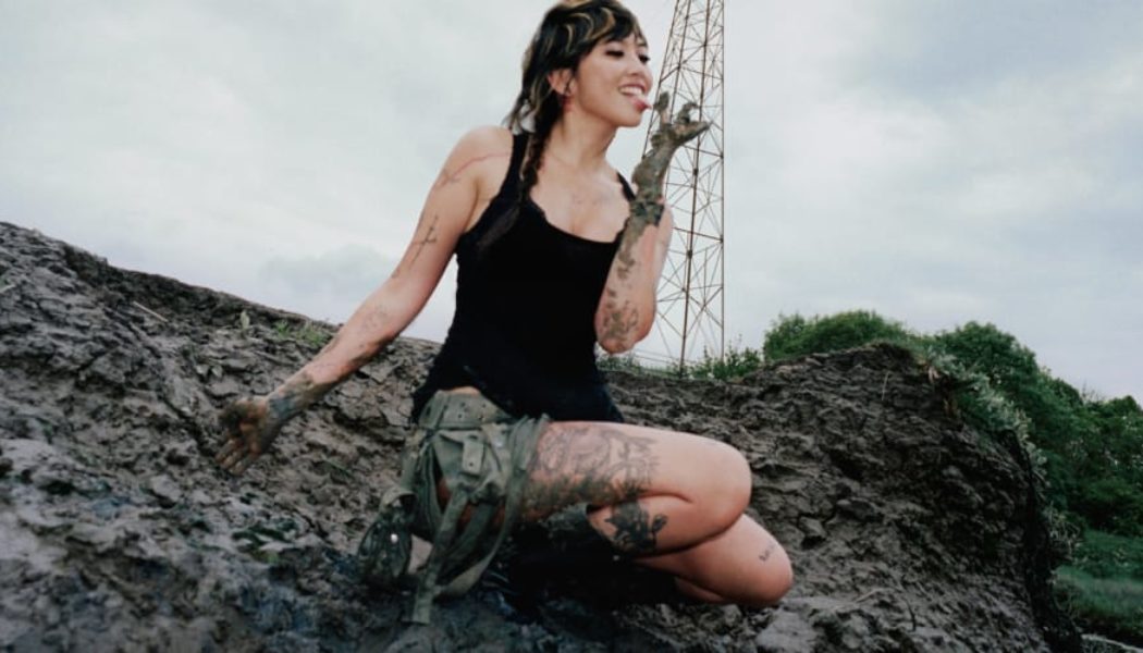 beabadoobee Drops New Single “Sun Has Set” and Announces Fourth Studio Album ‘Pylon’