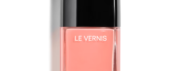 I Love Eye-Catching Summer Manicures—These 7 Chanel Shades Scream "Chic!"