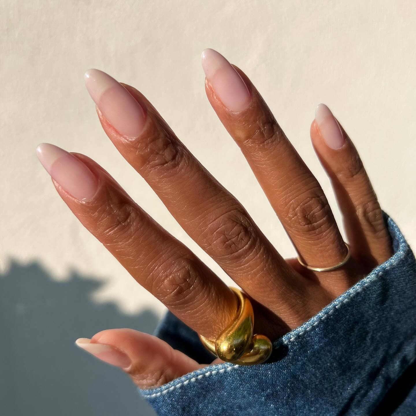 Invisible french manicure
