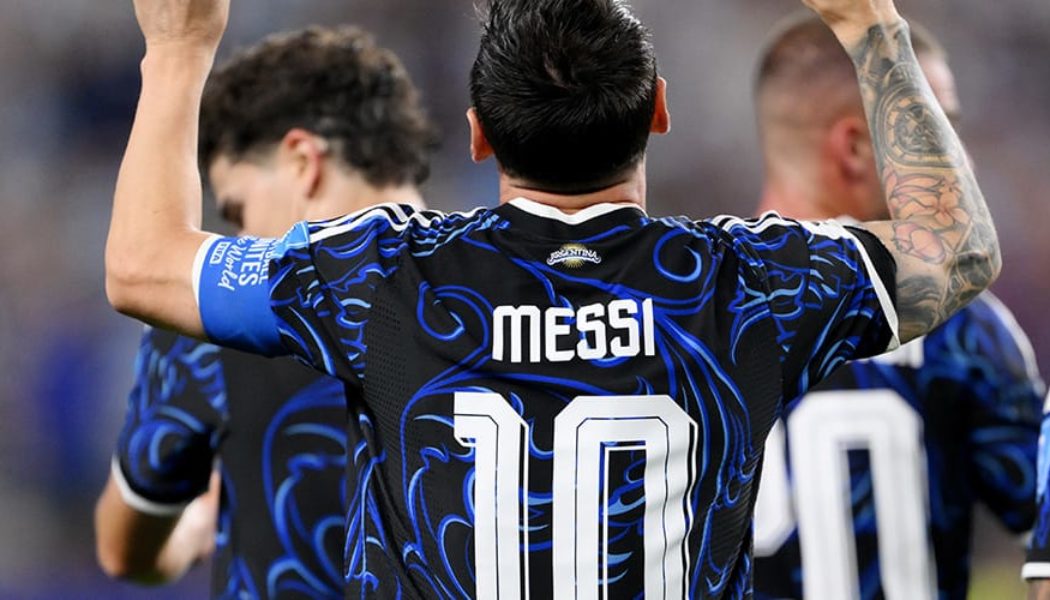 Lionel Messi Becomes First Player to Score in Seven Straight World Cup Matches