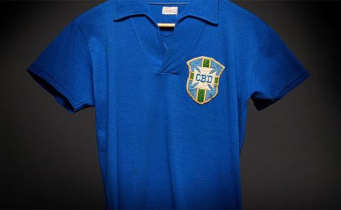Pelé's 1958 World Cup Jersey Is Looking To Fetch Over $6 Million USD at Auction