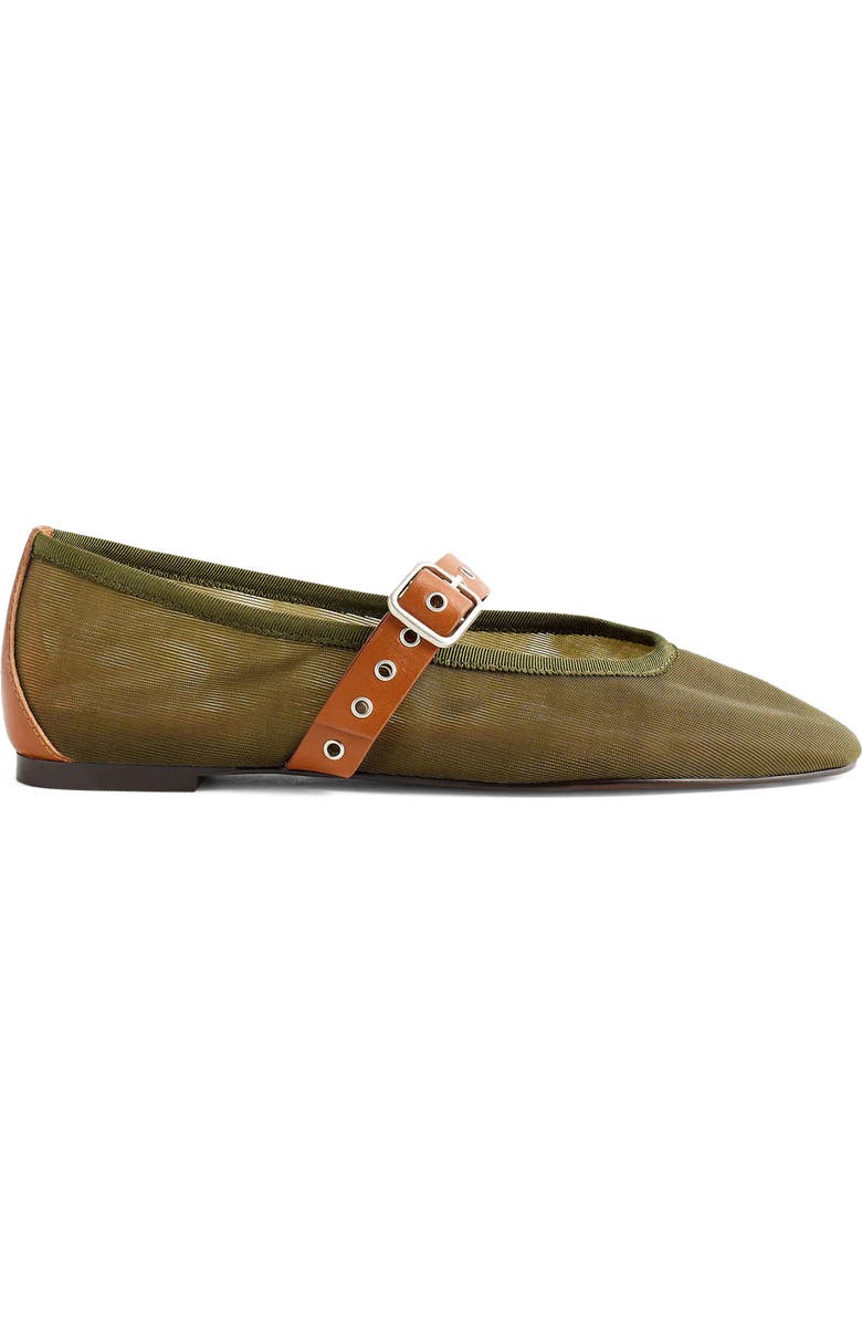 The Remy Mary Jane Flat