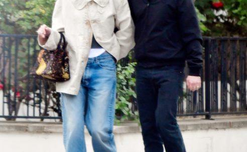 Spotted in London: The Non-Sandals Trend Fashion People Are Wearing With Jeans in 20° Weather