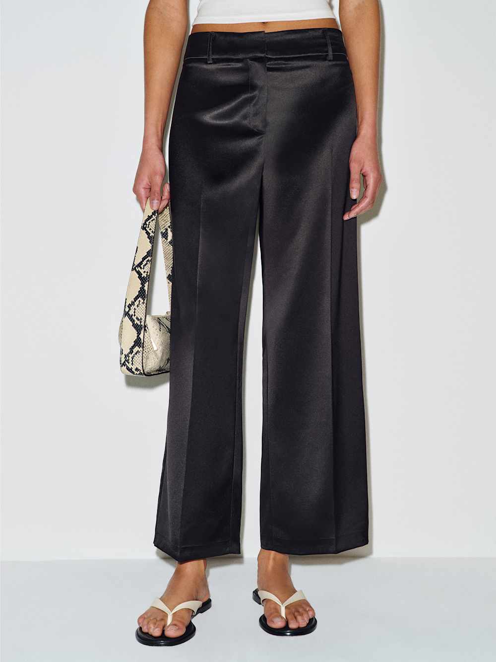 Gisele Satin Low Rise Cropped Pant