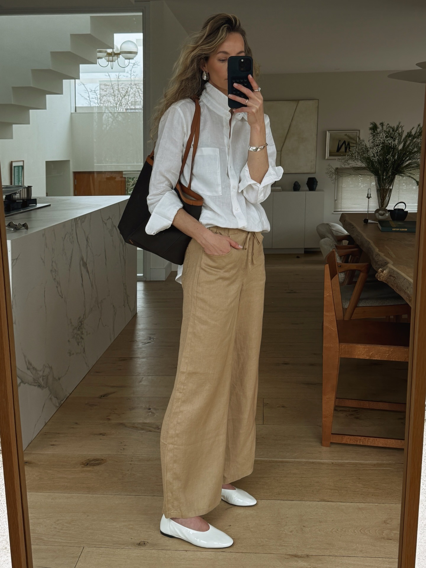 Influencer wearing chino pants