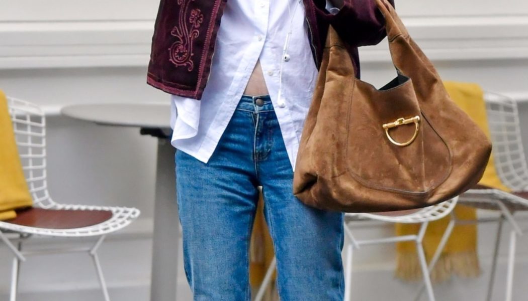 The It Bag Chic Moms in London Are Suddenly Wearing With Jeans and Boots