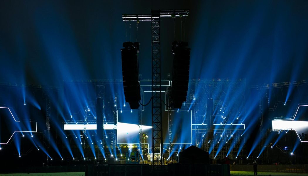 The Rise of Immersive Stage Production Is Reshaping Hip-Hop Performances