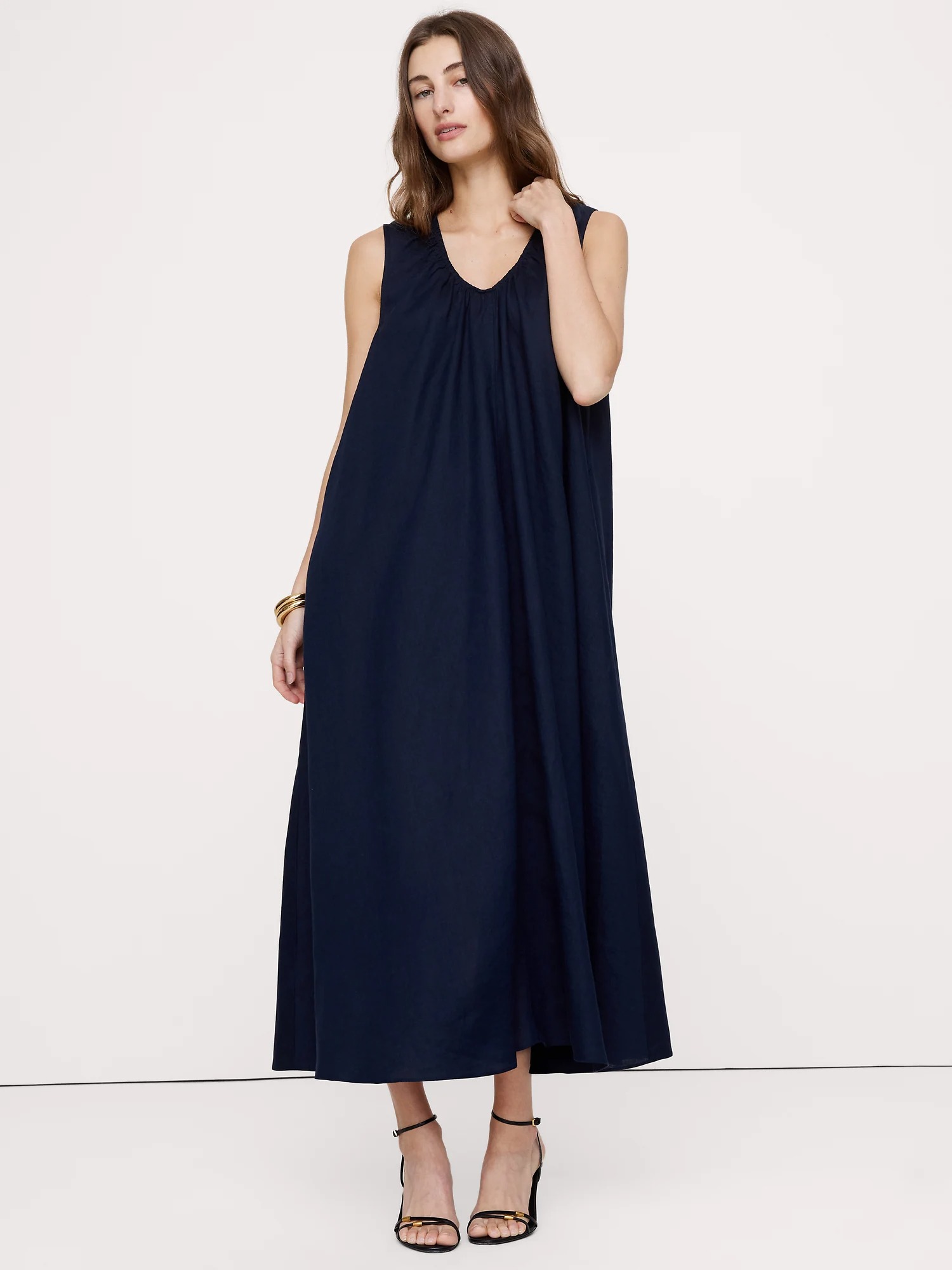 Banana Republic, Linen Scoop-Neck Maxi Dress