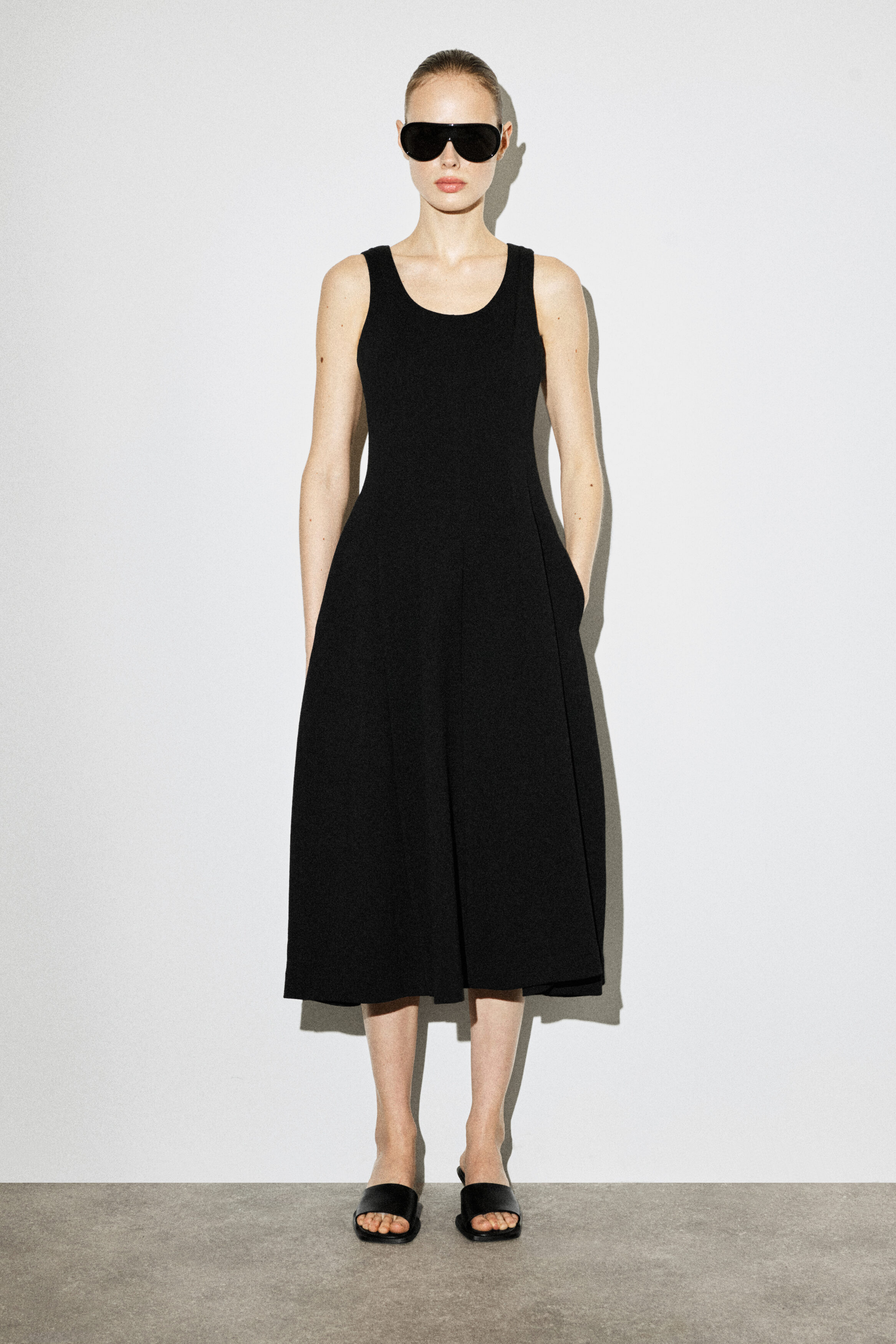 Sculpted Cotton Midi Dress