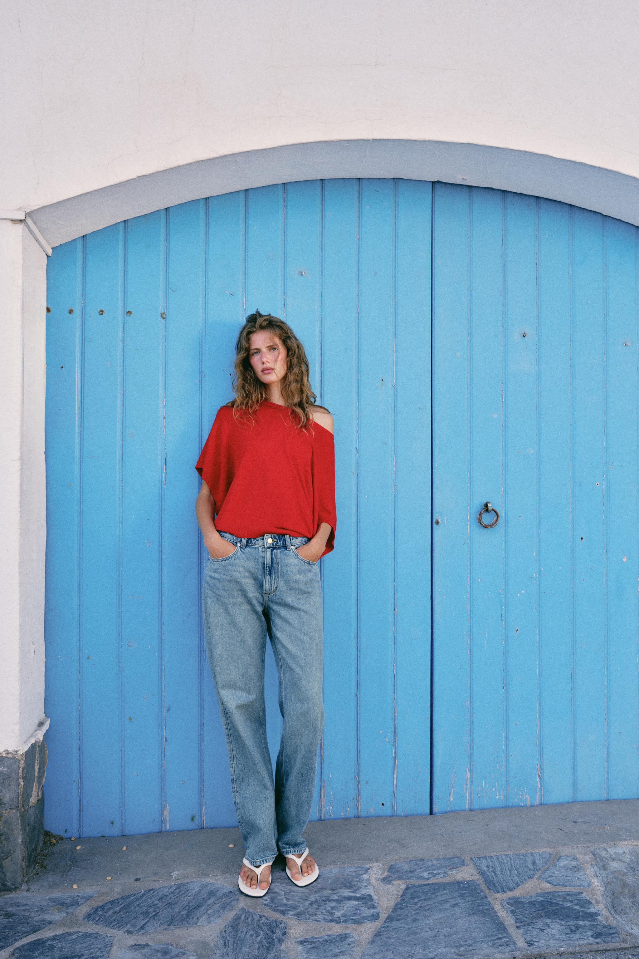Wide Sleeve Knit Top