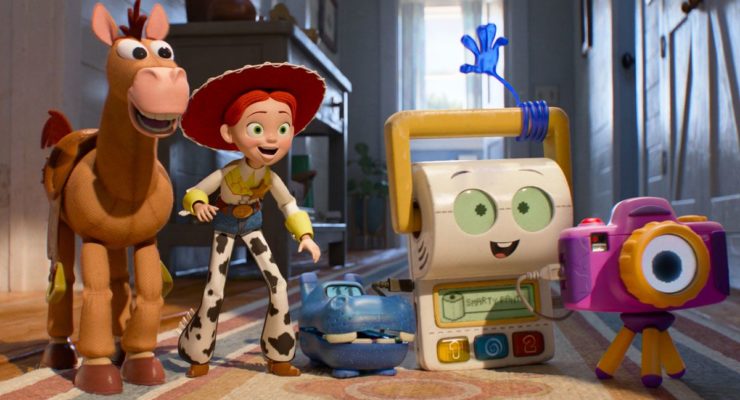 Toy Story 5 Blinks at Yet Another Toy-pocalypse: Review