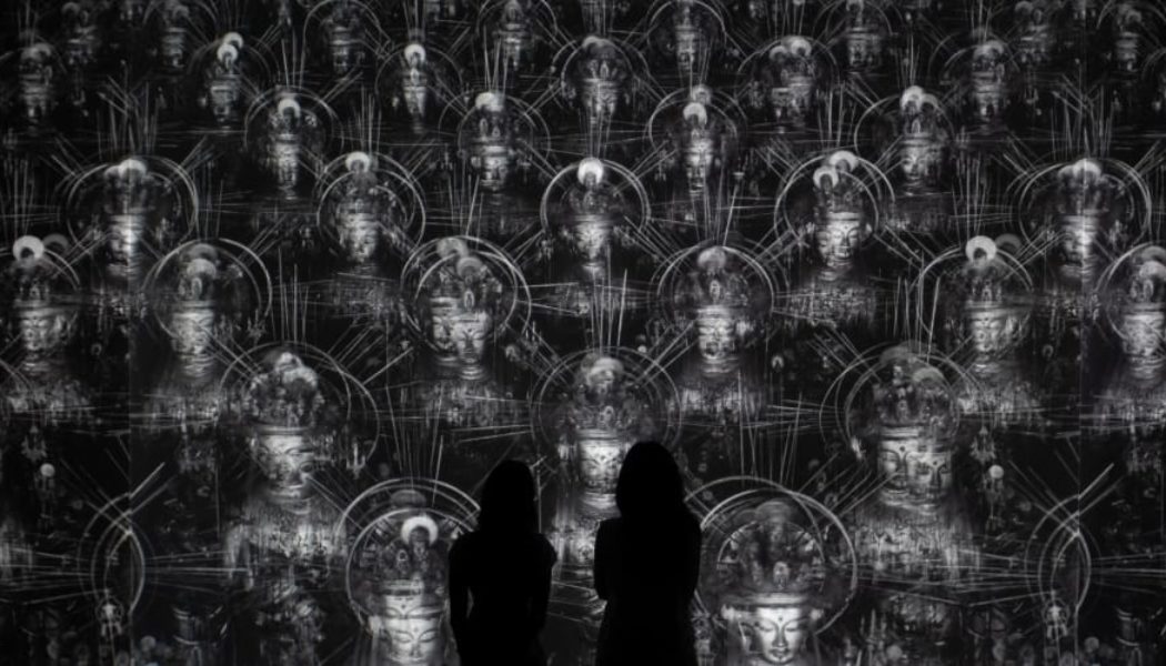 Visualizing the Void: Singapore Art Museum Explores Five Decades of Hiroshi Sugimoto