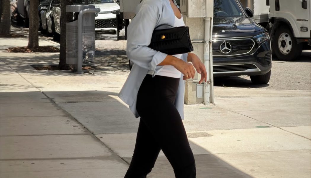 Wearing Leggings in Summer Are an Absolute Must—5 Ways to Wear Them in 2026