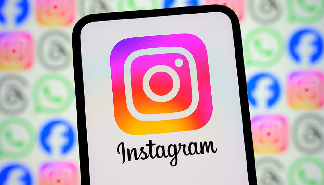 You Weren't Bugging, Facebook & Instagram Suffered A Major Outage