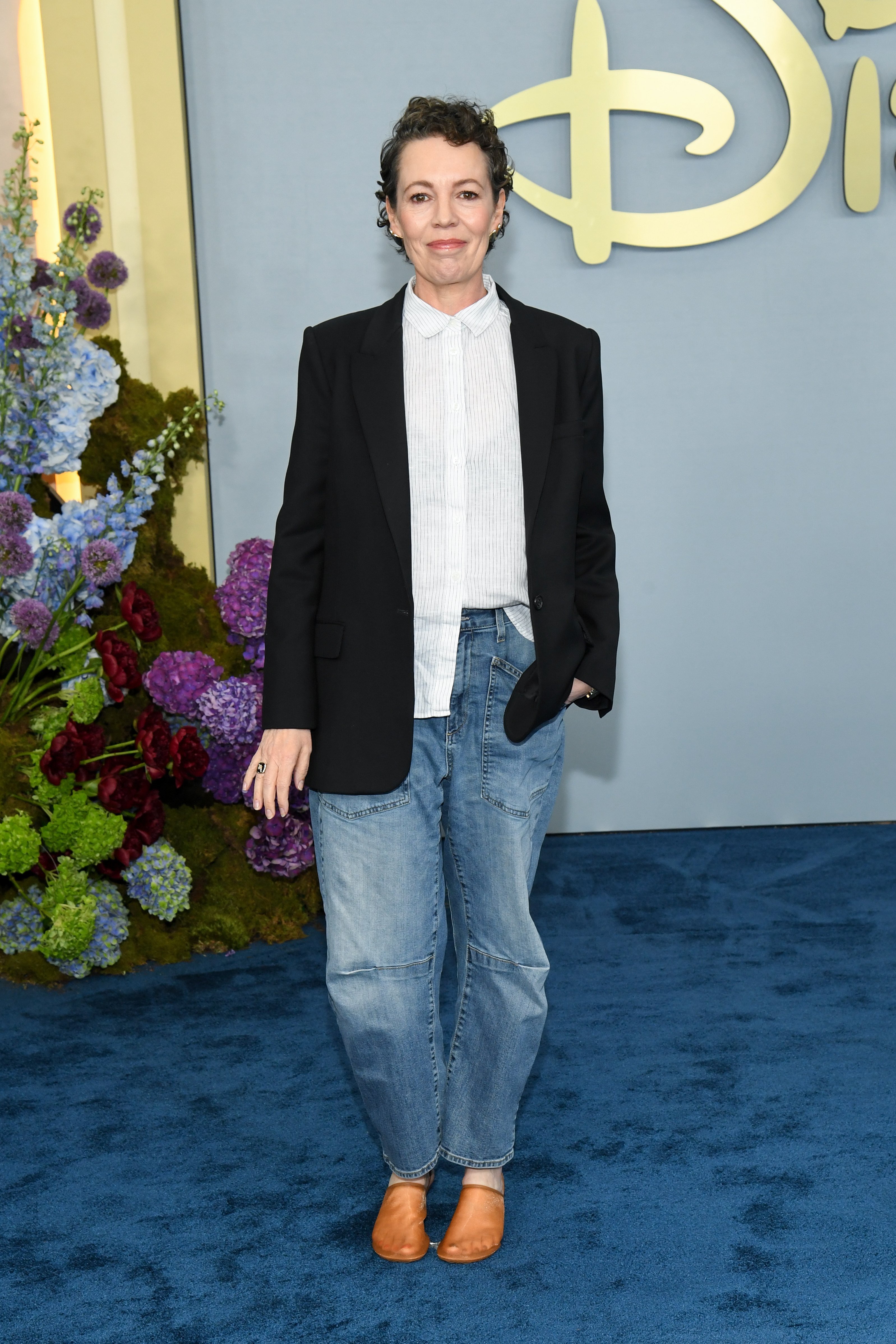 Olivia Colman wears a 2026 shoe trend