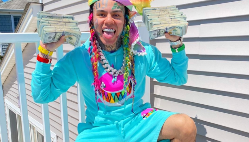6ix9ine Clowns Lil TJay After Getting Slapped During Livestream