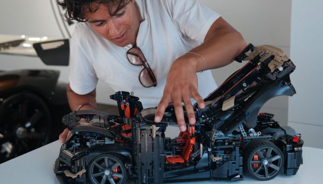 A Race to the Top of Goodwood with LEGO Technic’s Record-Breaking Ultimate Car Concept