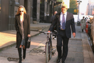 Are You Having A Carrie Bradshaw or Carolyn Bessette Kennedy Summer?