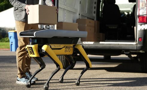 Boston Dynamics tries using ‘robot dogs’ for deliveries