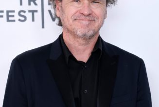 Dave Eggers told OpenAI staff that ChatGPT was ‘silencing an entire generation’