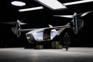 Electric air taxis go to war