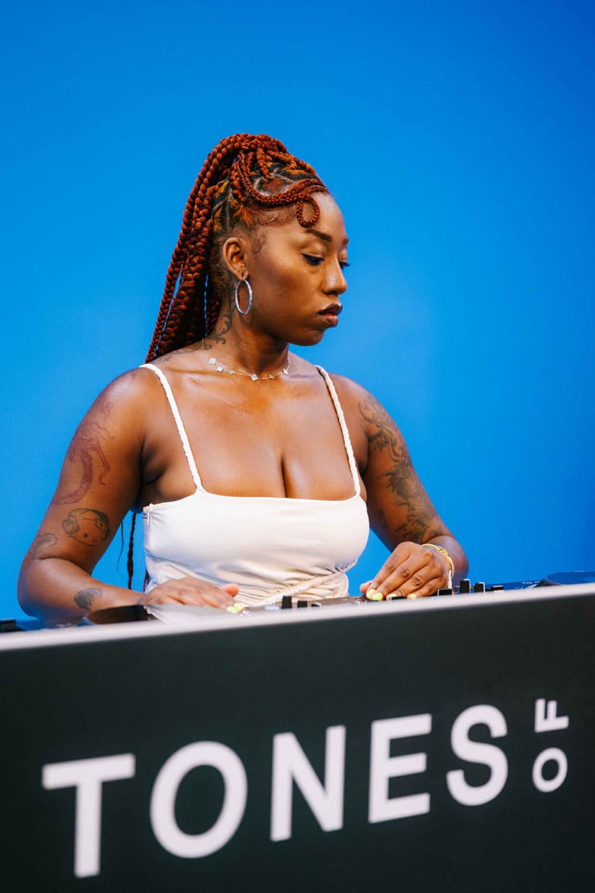 From Berlin to Brooklyn, COLORSxSTUDIO Is a Hub for Creative Expression Arima Ederra, Mack Keane, and headliner Mereba WHATMORE LIIM kelela new avatar free levi's release tickets merch concert colors studio infinity song momo boyd kendrick lamar good flirts