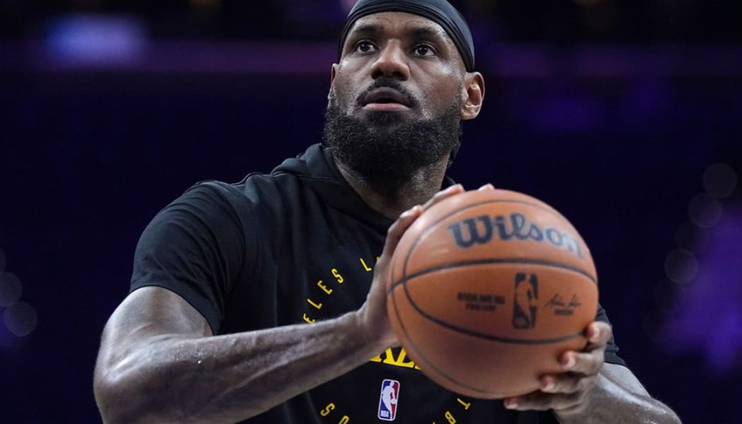 How LeBron James' Arrival in Philadelphia Shakes up the Eastern Conference
