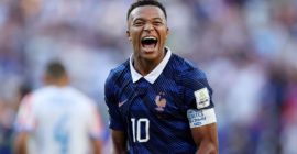 Kylian Mbappé Wins 2026 Fifa World Cup Golden Boot Over Lionel Messi
